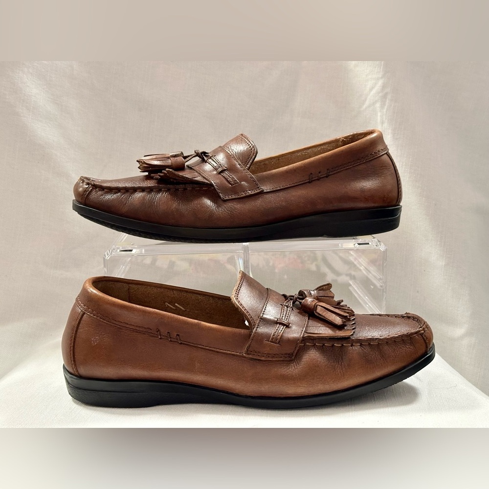 Dockers Men's 8.5 M Sinclair
Loafers Brown Leather 90-38067
Tasseled